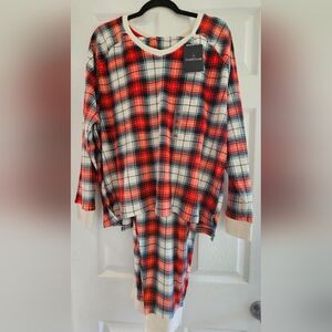 Cuddl Duds pajamas set